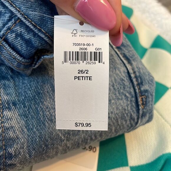 GAP High Rise Cheeky Straight Jeans with Washwell - Picture 9 of 13